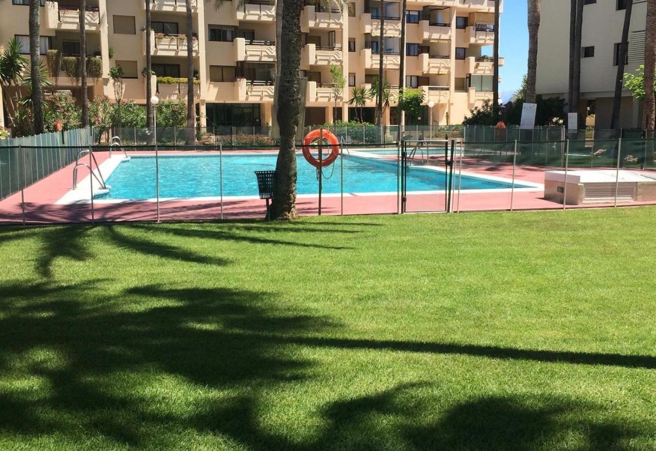 Beach Apartment Montemarcarihuela Torremolinos Exterior photo